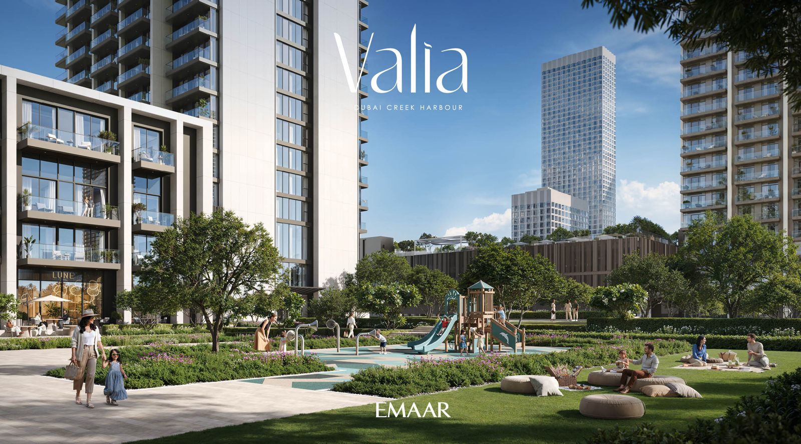 Valia temperature-controlled pool and cabana deck